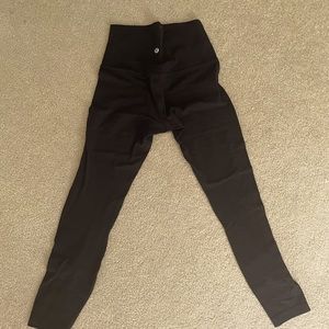 Lulu lemon ALIGN: SIZE 4